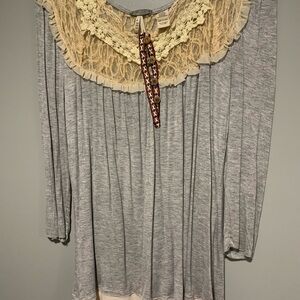 BKE Gray and Cream Lace Women's Blouse